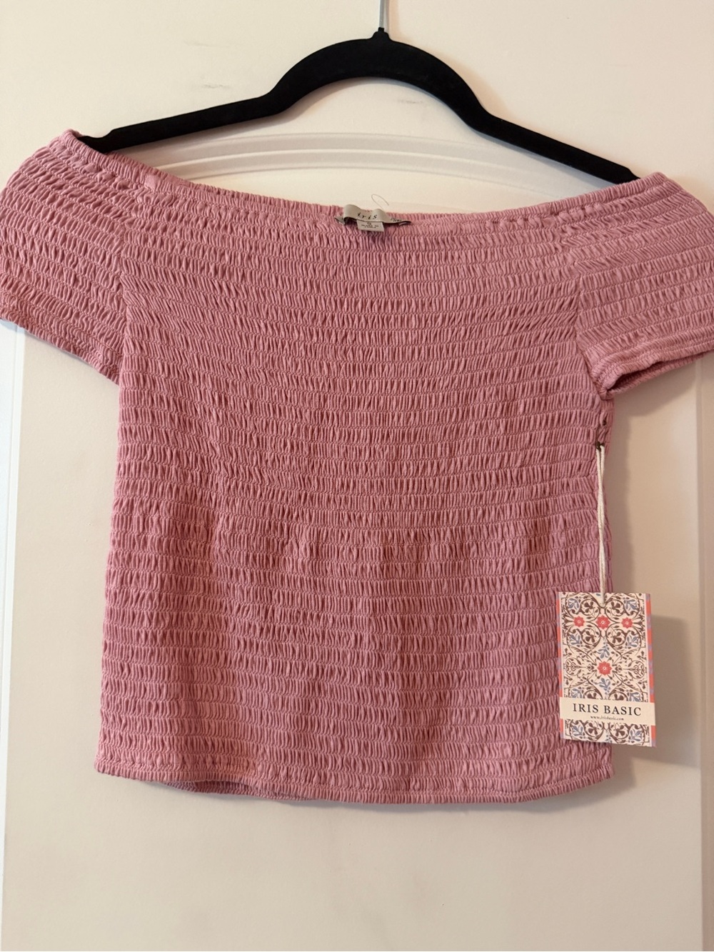 iris Smocked Off-Shoulder Crop Top in Dusty Pink